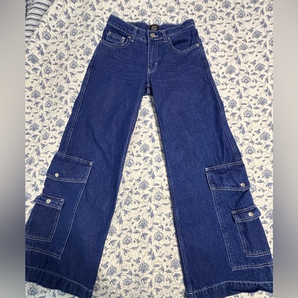 BDG Urban Outfitters Presley Blue Denim Jeans Size 24. Wide leg cargo Y2K vibes. - Picture 2 of 11